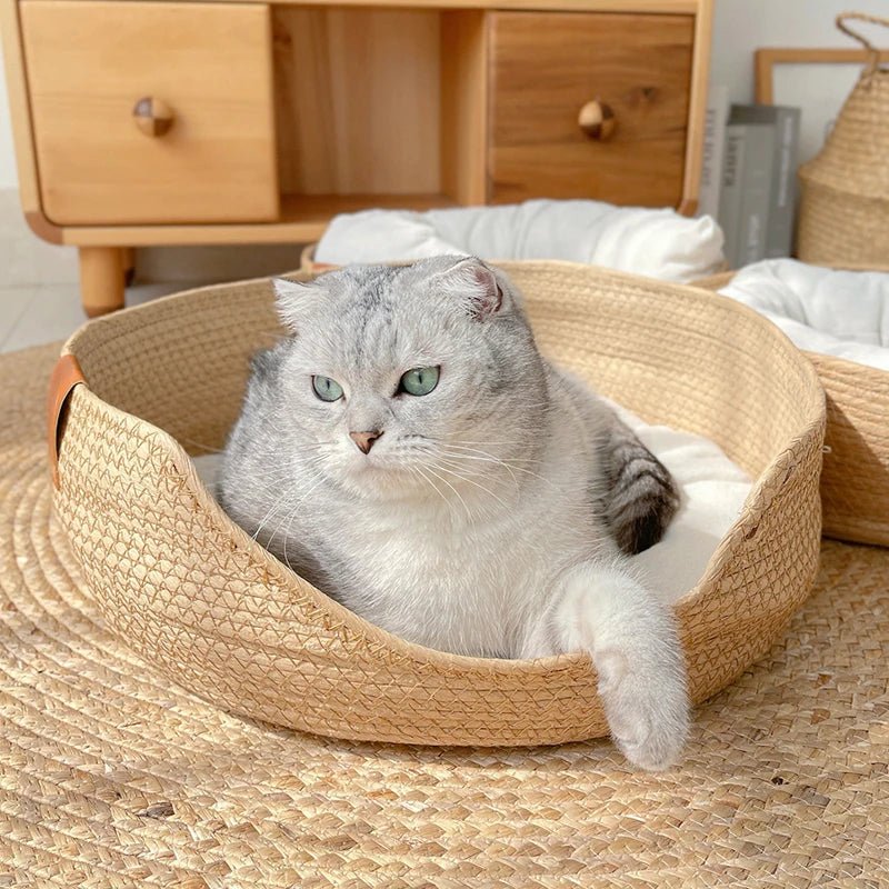Panier en osier pour chat - Fini les poils partout dans votre maison