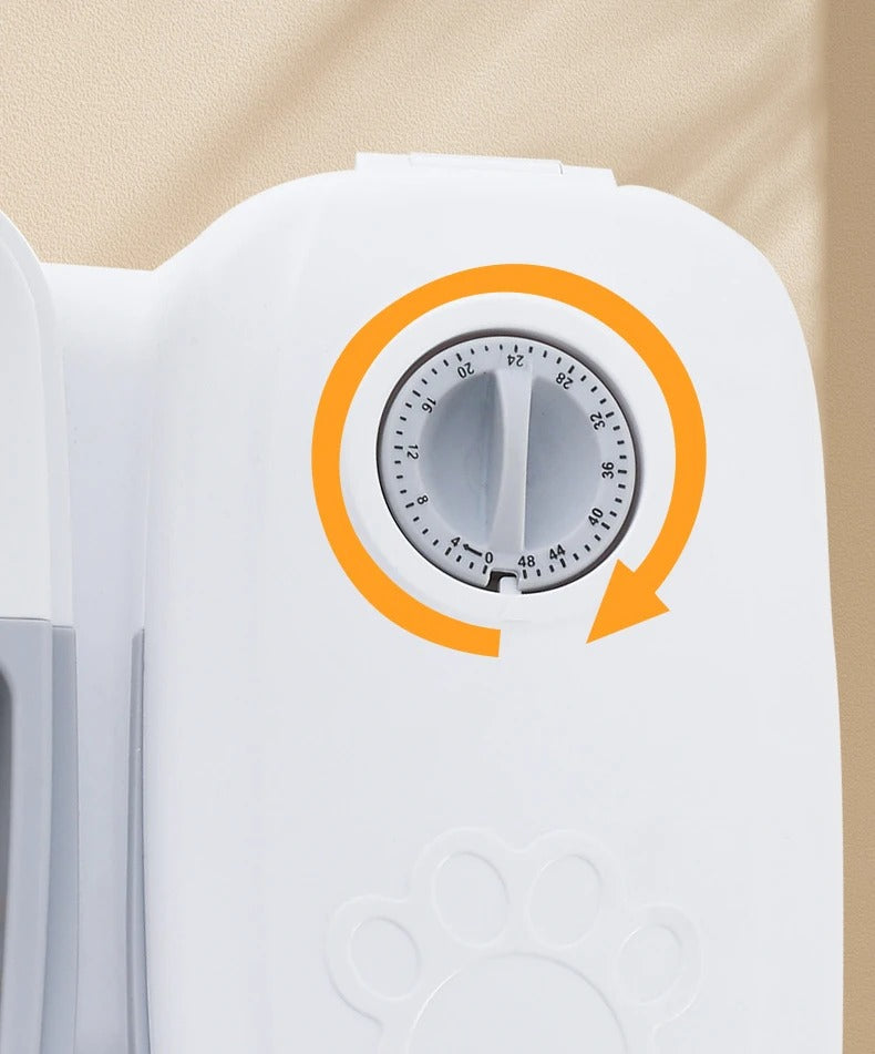 Distributeur automatique de croquettes pour chat - Une technologie fiable pour votre tranquillité d'esprit