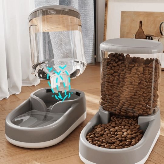 Distributeur de croquettes pour chat - Conçu pour durer