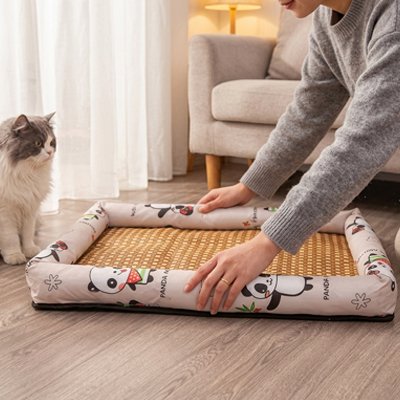 Tapis rafraichissant chat - Fini les après-midi étouffants passés à s'inquiéter pour lui