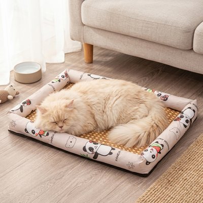 Tapis rafraichissant chat - Format rectangulaire adapté lui permet de s'étirer complètement